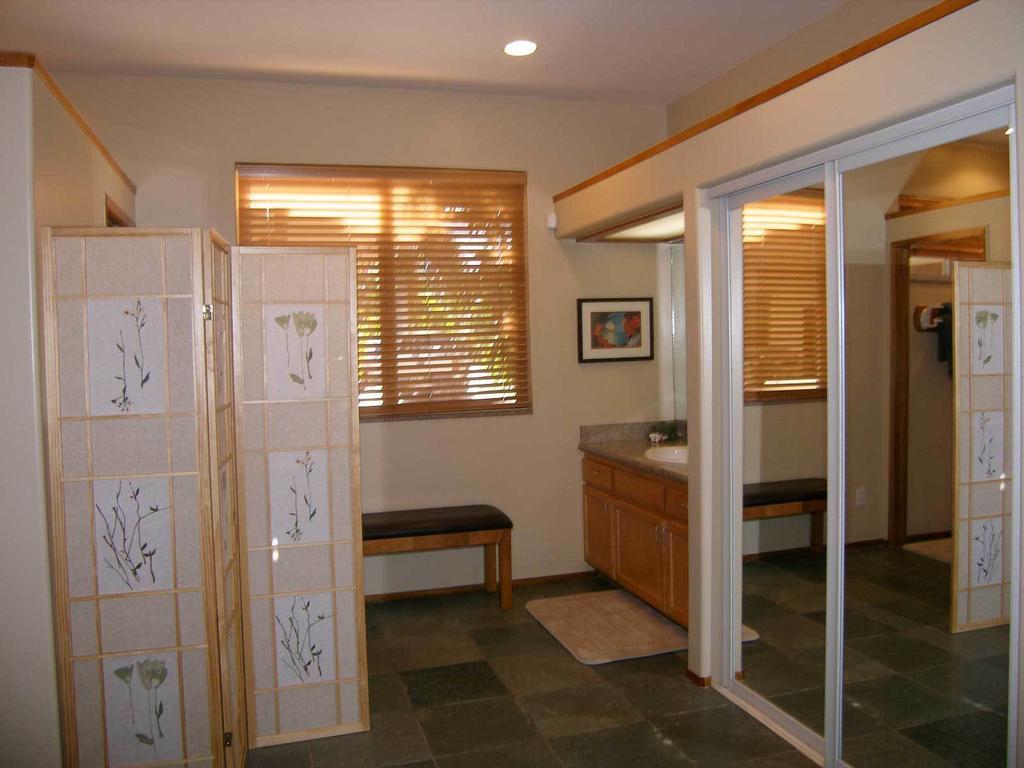 Aloha Aku Inn & Suites Kihei Rum bild