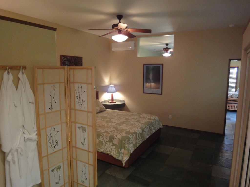 Aloha Aku Inn & Suites Kihei Rum bild
