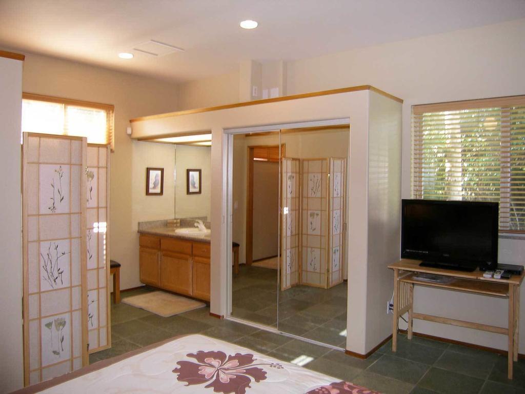 Aloha Aku Inn & Suites Kihei Rum bild
